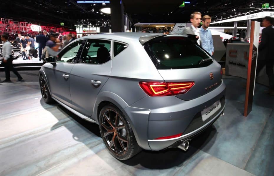 Así es el SEAT León CUPRA R en directo: Hasta 310 CV para 799 unidades…