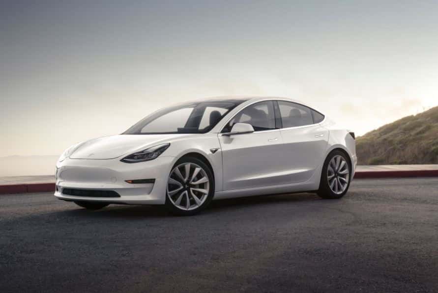 Tesla continúa con su «infierno» de producción del Model 3, y ahora suma las mayores pérdidas de su historia…