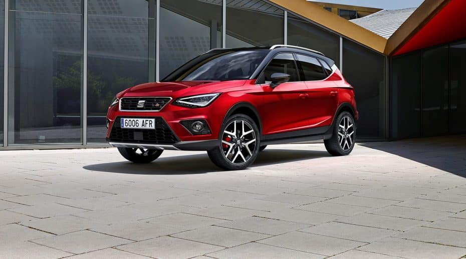 El SEAT Arona FR ya tiene precios; también se anuncian los descuentos