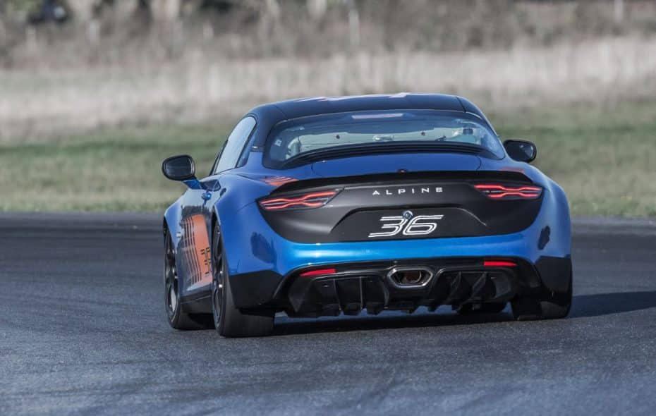 Alpine A110 Cup: El sueño de todo piloto cuesta 121.000 euros y te abre las puertas a la Alpine Europa Cup