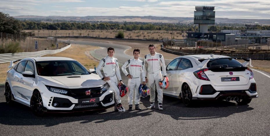 Y de regalo, un Honda Civic Type R para el “día a día” de Márquez, Pedrosa y Bou