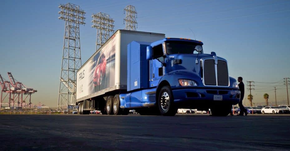 Toyota quiere darle la patada al diésel también en los camiones: Hoy comienzan las pruebas reales…