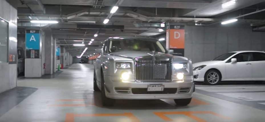 El motor V12 de este Phantom se rompió y ahora tiene un 2JZ de Toyota: Atento a la historia