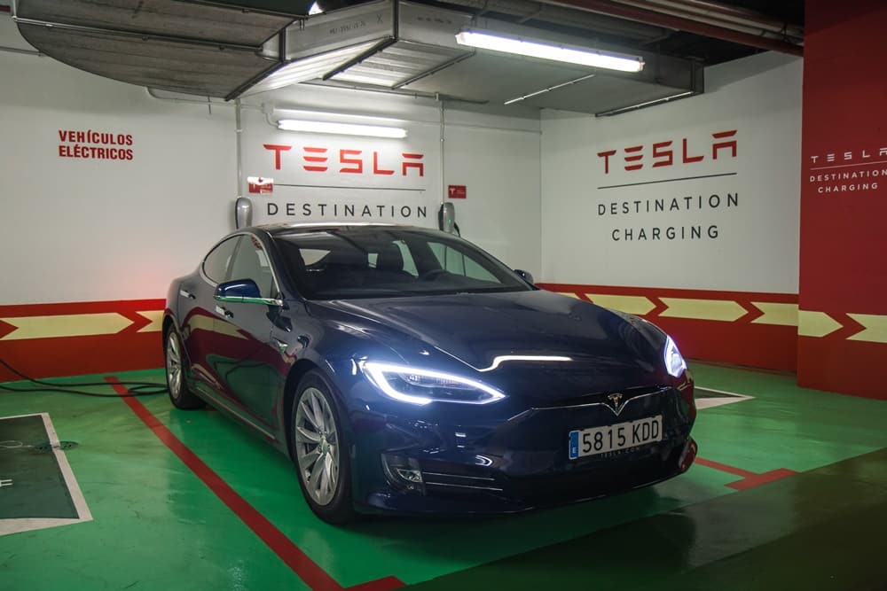 Coche Tesla