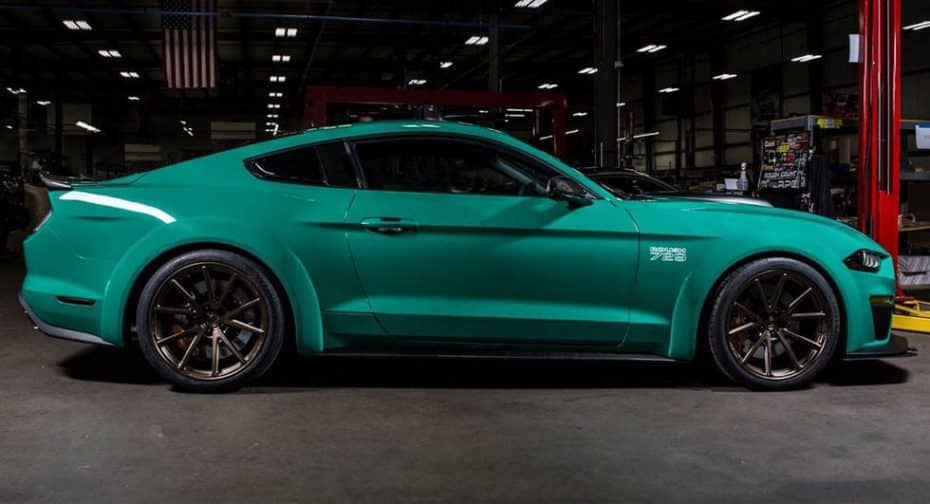 Este Roush 729 Mustang de 710 CV estrena un kit de compresor volumétrico ¡Manteniendo la garantía!