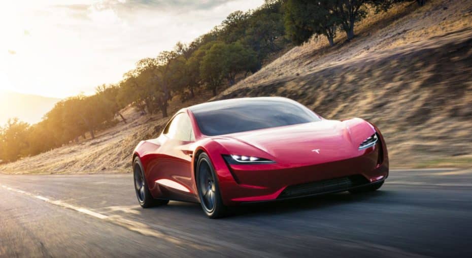 Tesla Roadster 2020: Casi 1000 km de autonomía y un 0 a 100 km/h por debajo de los 2 segundos