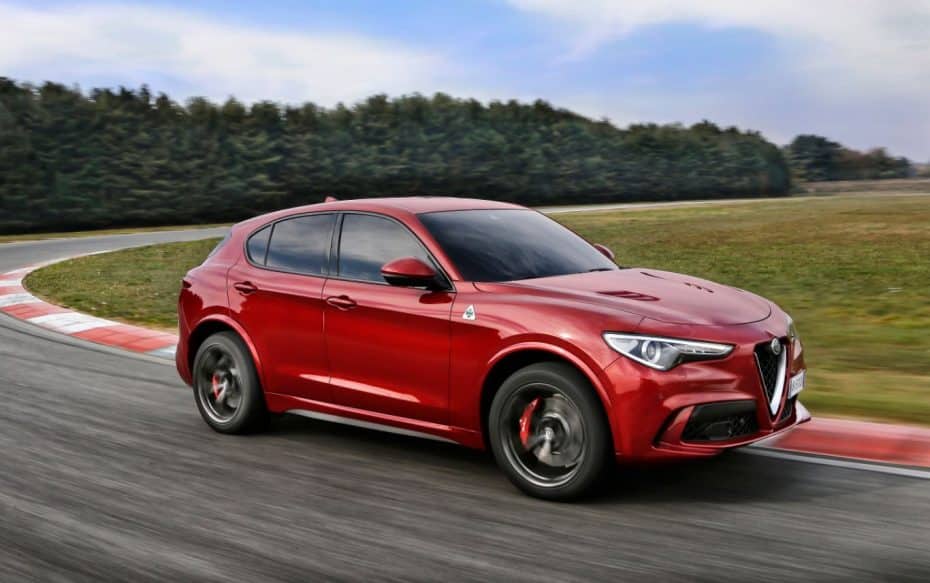 ¿Te gastarías 104.000 euros en un Alfa Romeo?: Atento Alfista, hoy arranca la comercialización del Stelvio Quadrifoglio