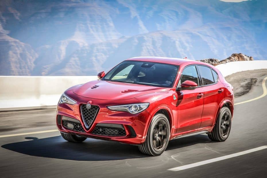 El Alfa Romeo Stelvio Quadrifoglio y sus 510 CV de potencia lucen palmito en una nueva galería de imágenes