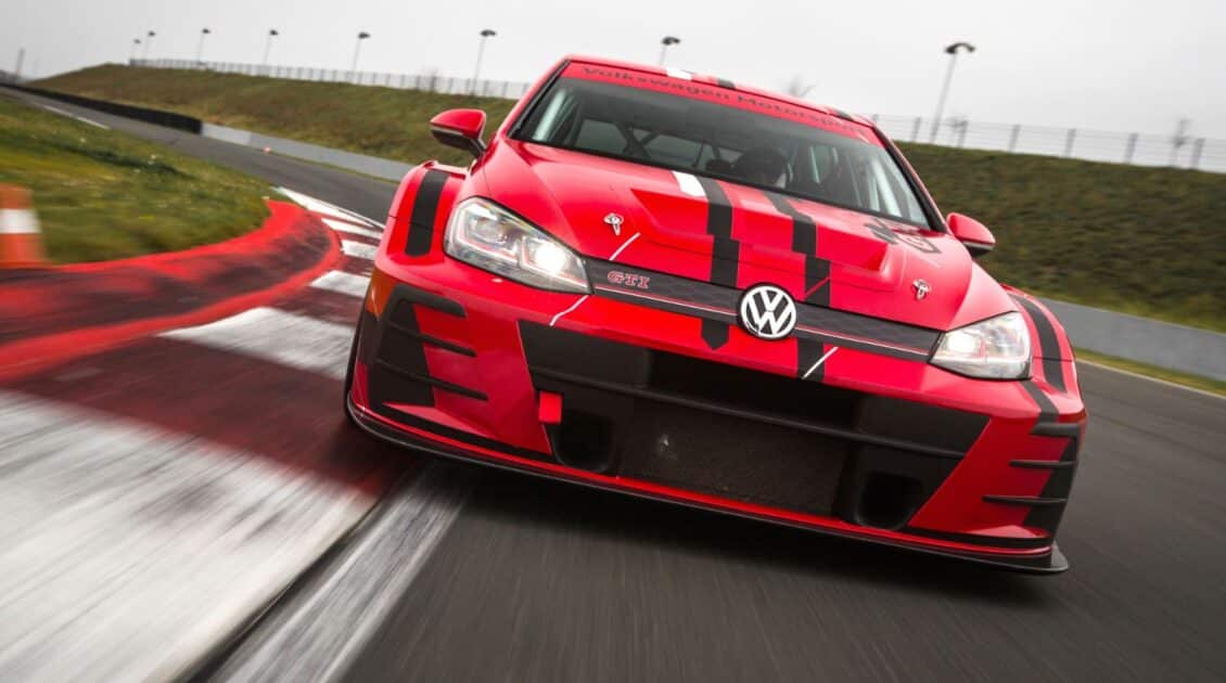 Así es el renovado Golf GTI TCR 350 CV: Cambios estéticos para mantener el parecido con el modelo de calle