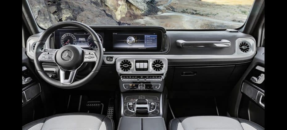 ¡Oficial! Así es el interior del nuevo Mercedes-Benz Clase G: ¿Necesita un icono tanta tecnología?