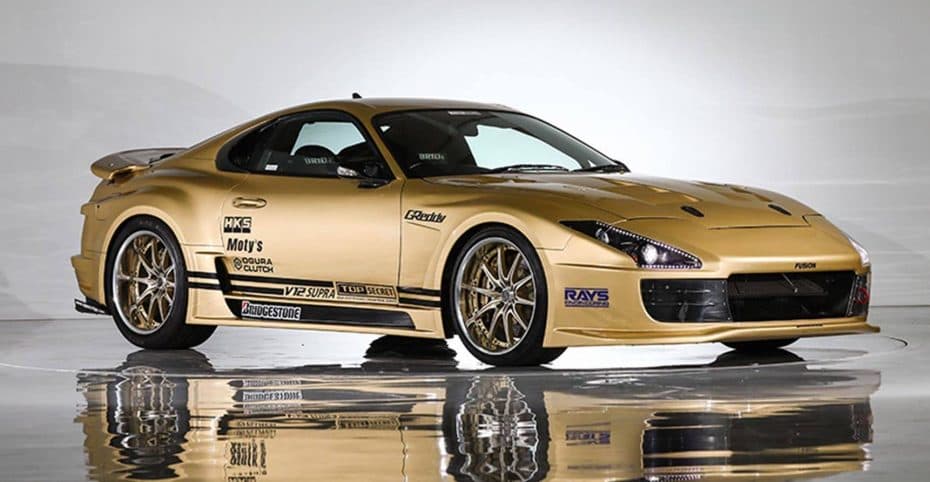 Toyota supra v12
