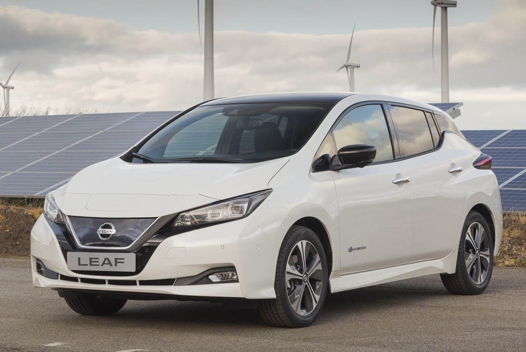 El Nissan Leaf recibe más de 18 mil pedidos en Europa en seis meses