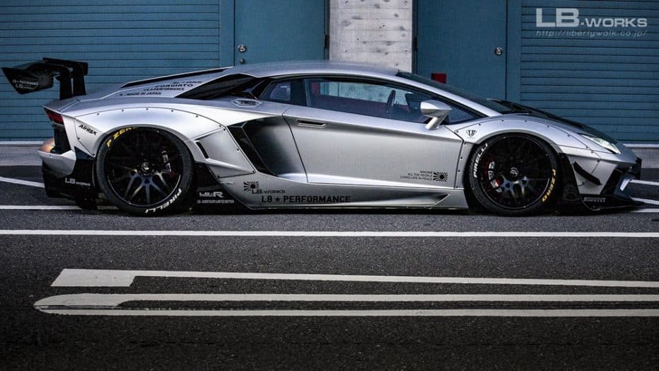 Liberty Walk vuelve a la carga con el Lamborghini Aventador y el lavado de cara no te saldrá barato…