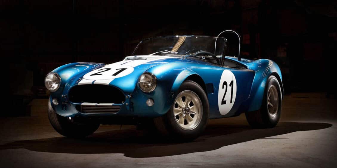 ¿Quieres tener en tu garaje el mítico Shelby Cobra? Ahora puedes hacerte con este ‘Bondurant Edition’