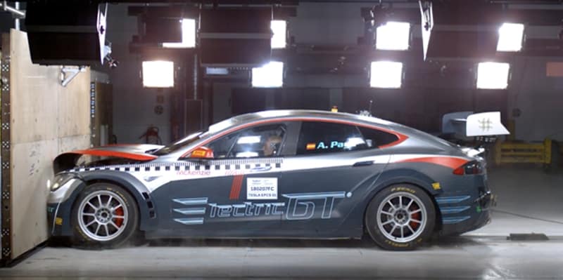 El Tesla Model S P100D de Electric GT supera con éxito el ‘crash test’ de la FIA: Debutará este año