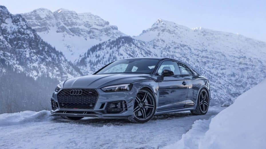 El brutal Audi RS5-R de ABT y sus 530 CV nos deleitan con un paseo por los Alpes austriacos