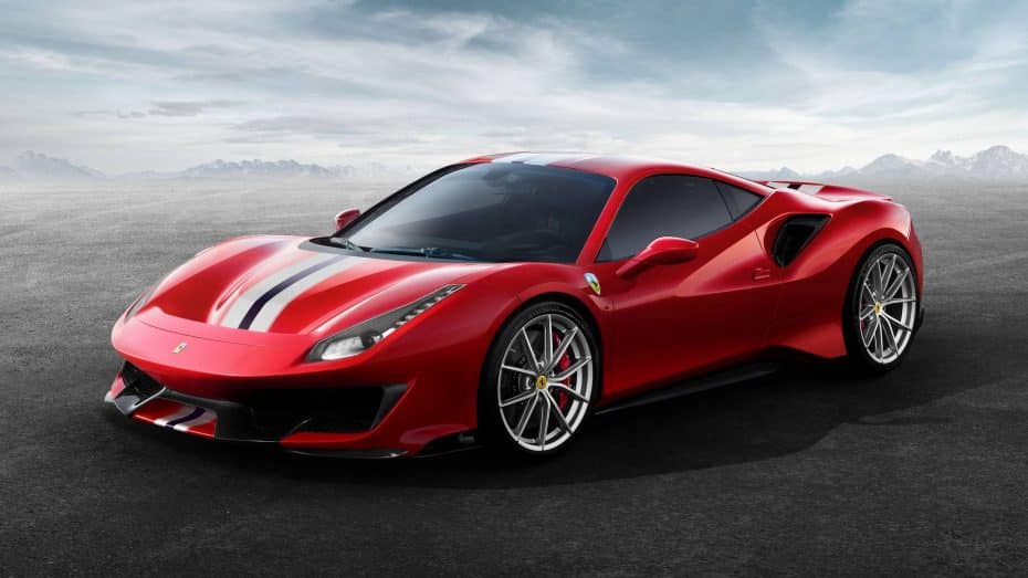 ¡Oficial! Ferrari 488 Pista: El V8 más potente del ‘Cavallino’ ofrece 185 CV/litro y 90 kilos menos de peso