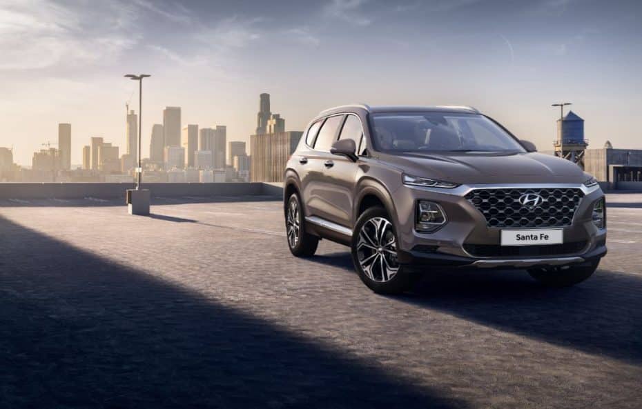 ¡Oficial! Saluda al nuevo Hyundai Santa Fe: El SUV de 7 plazas coreano hereda rasgos del Kona