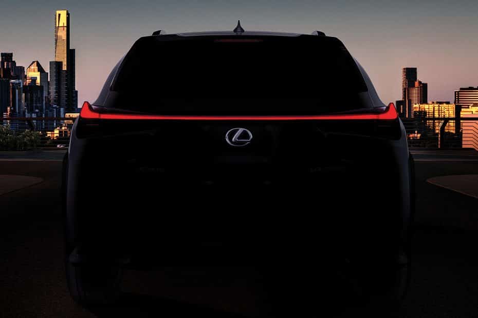 El Lexus UX definitivo estará en Ginebra: Primeros ‘teaser’ del rival híbrido de los Countryman, GLA, Q2 y X1