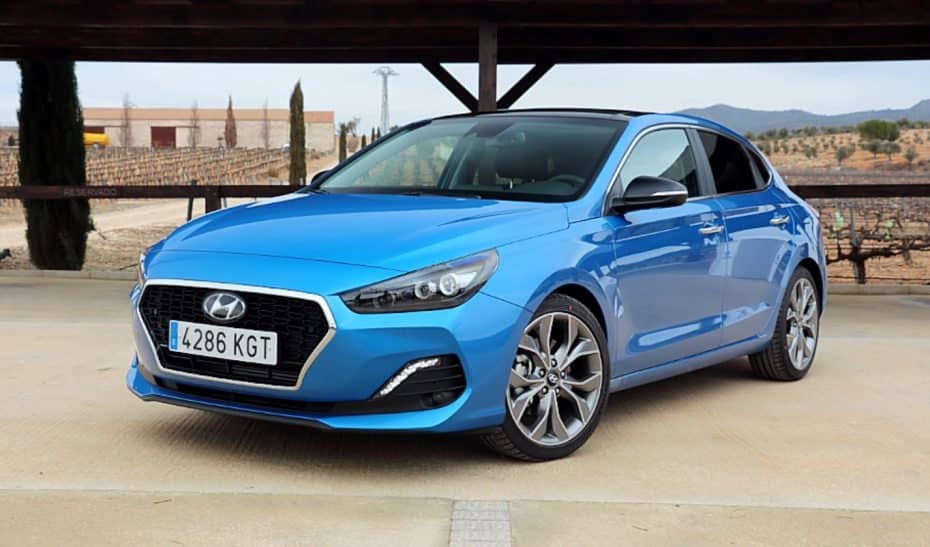 Contacto Hyundai i30 Fastback 1.4 T-GDI 140 CV DCT: No tiene competencia