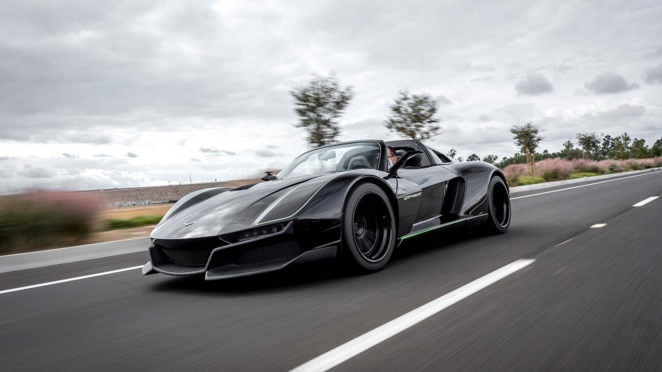Así es el Rezvani Beast Alpha X Blackbird: Un superdeportivo inspirado en el SR-71