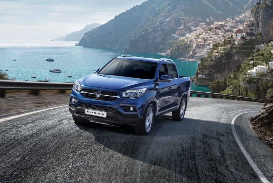 Esta es la primera imagen del SsangYong Musso 2018: Compartirá numerosos elementos con el Rexton