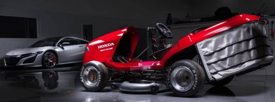 Te presentamos el rey de los cortacésped: Así es el Honda Mean Mower que alcanza los 215 km/h