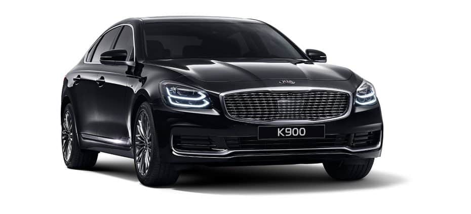 El Kia K900 sigue destapándose: La berlina de representación coreana que no verás en España