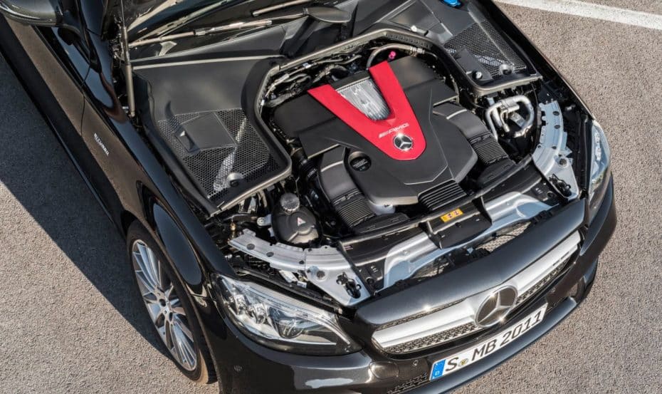 Los nuevos Mercedes-AMG C 43 4MATIC alcanzan los 390 CV: Nada mal para la versión de acceso a la Clase C de AMG