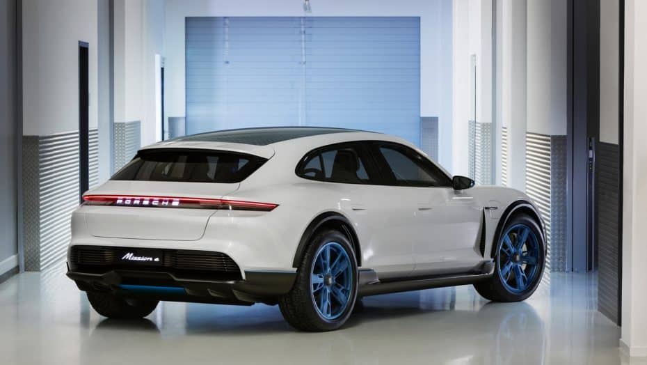 Porsche Mission E Cross Turismo: El as en la manga de Porsche para Ginebra tiene más de 600 CV eléctricos