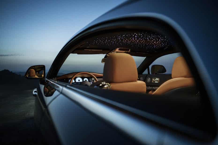 Rolls-Royce Wraith Luminary Collection: el pináculo del lujo artesanal tiene incluso estrellas fugaces