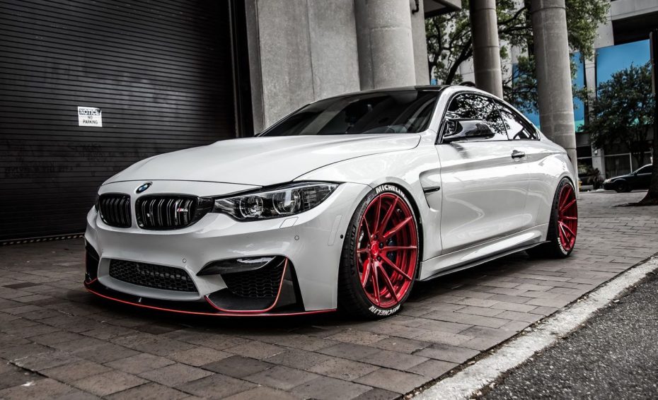 ¿Buscas un BMW M4 más radical y extremo? ADV1 nos presenta su último kit con hasta 712 CV