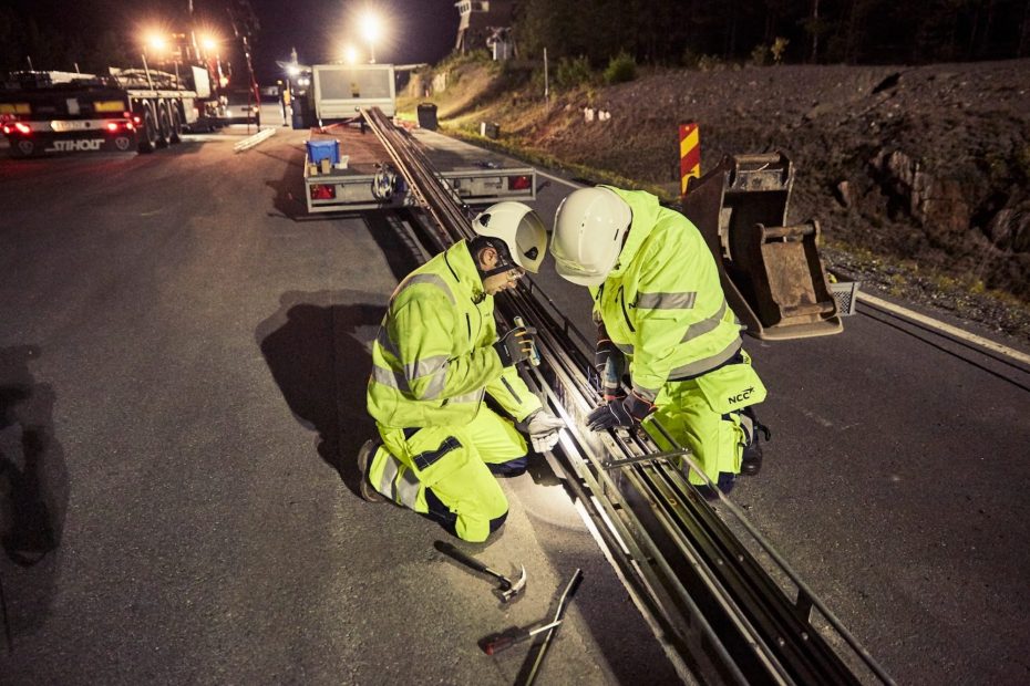 Llega el scalextric del futuro a Suecia: Así funciona una carretera electrificada
