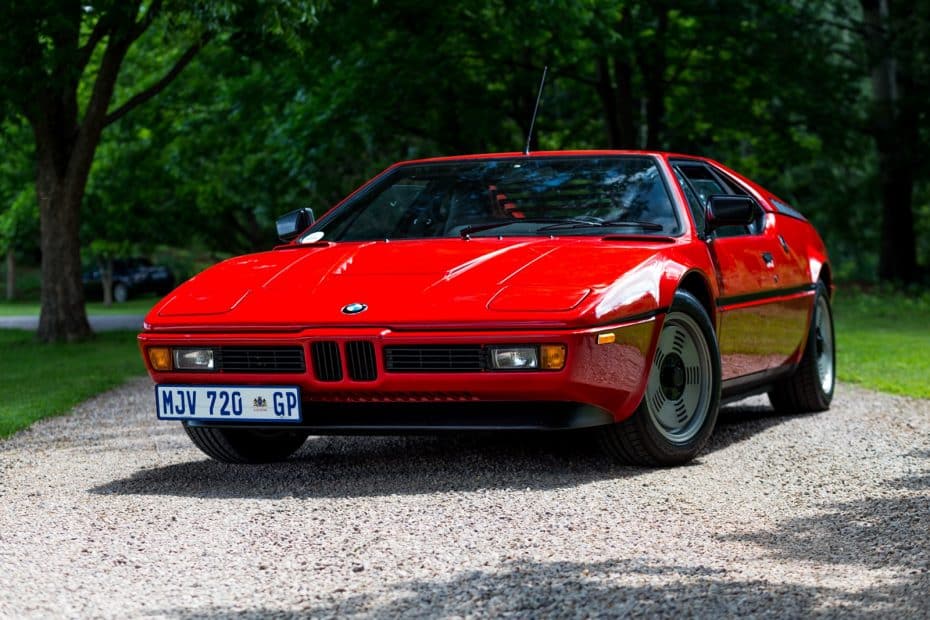 El BMW M1 cumple 40 primaveras: Un deportivo con motor central que superó todas las expectativas