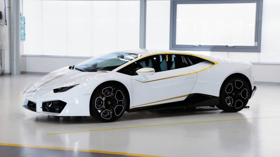 El Lamborghini Huracán del Papa Francisco ha cuadriplicado su precio en subasta ¿Crees que lo vale?