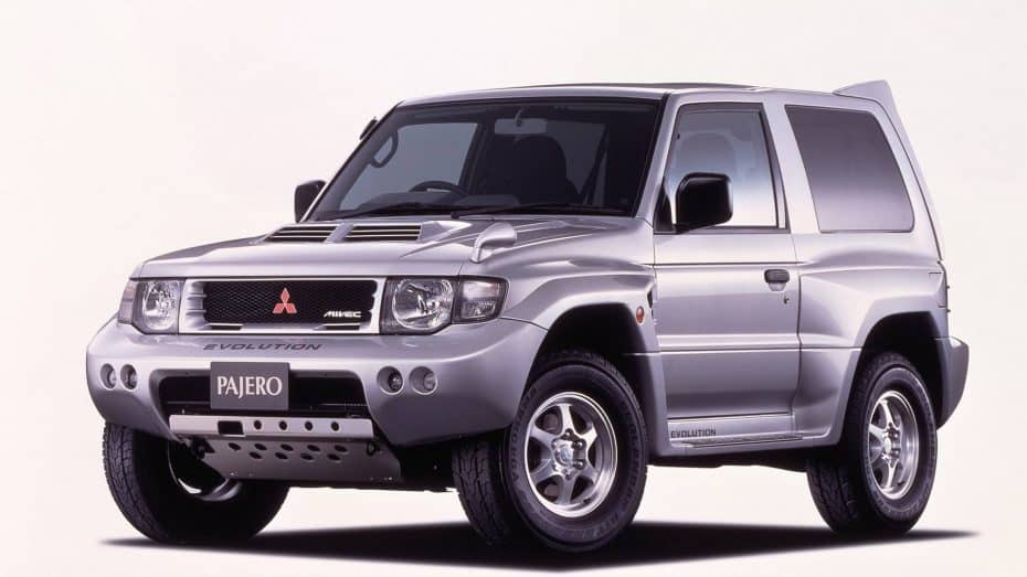 Mitsubishi Pajero Evolution: Una máquina de 280 CV para el Rally Dakar