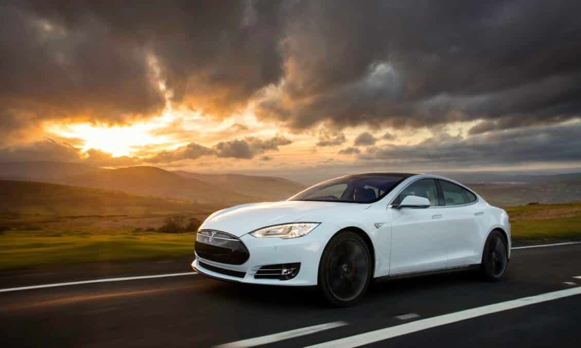 Tras el verano veremos un Tesla Model S actualizado