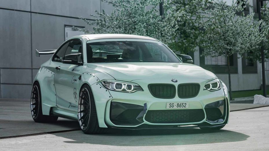 Z-Performance ha vestido el BMW M2 con un nuevo kit de carrocería ¿No es salvaje?