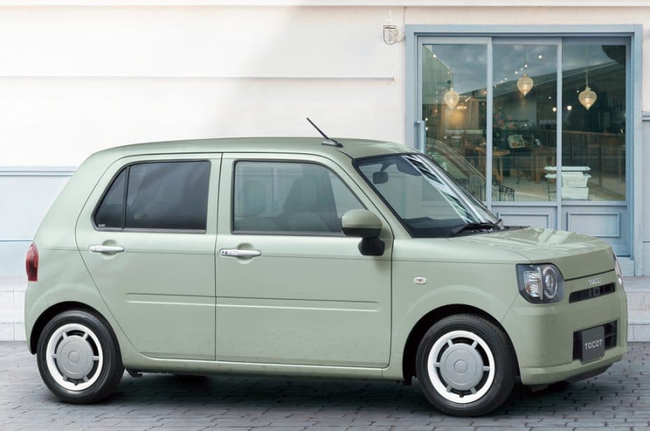 Daihatsu mira tocot