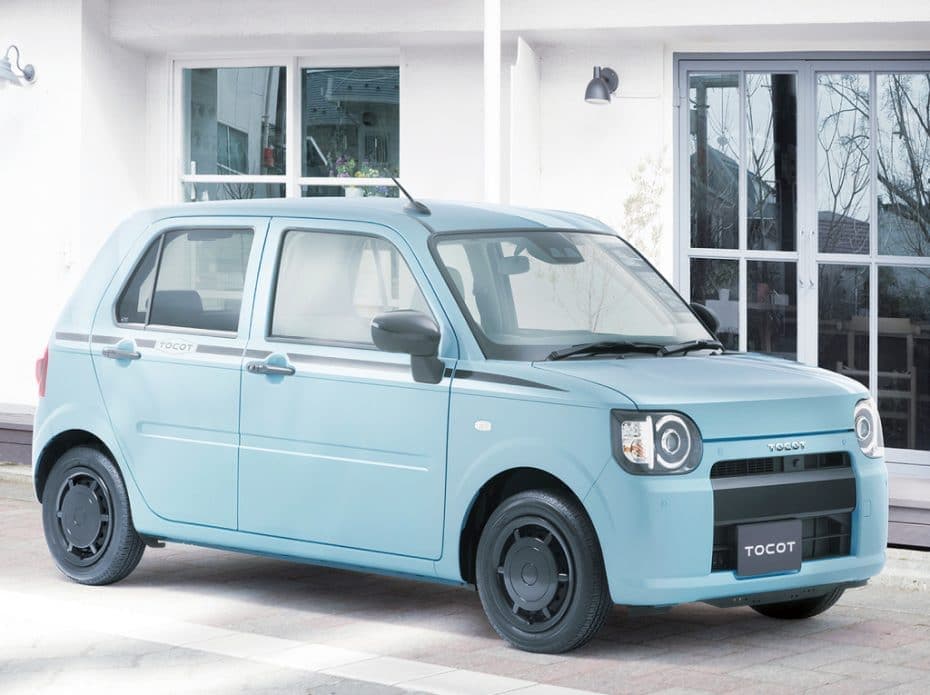 Daihatsu mira tocot