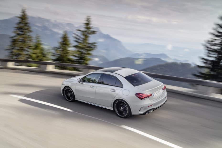 ¡Oficial! Mercedes-Benz Clase A Sedán: El acceso a las berlinas ‘premium’ de la estrella
