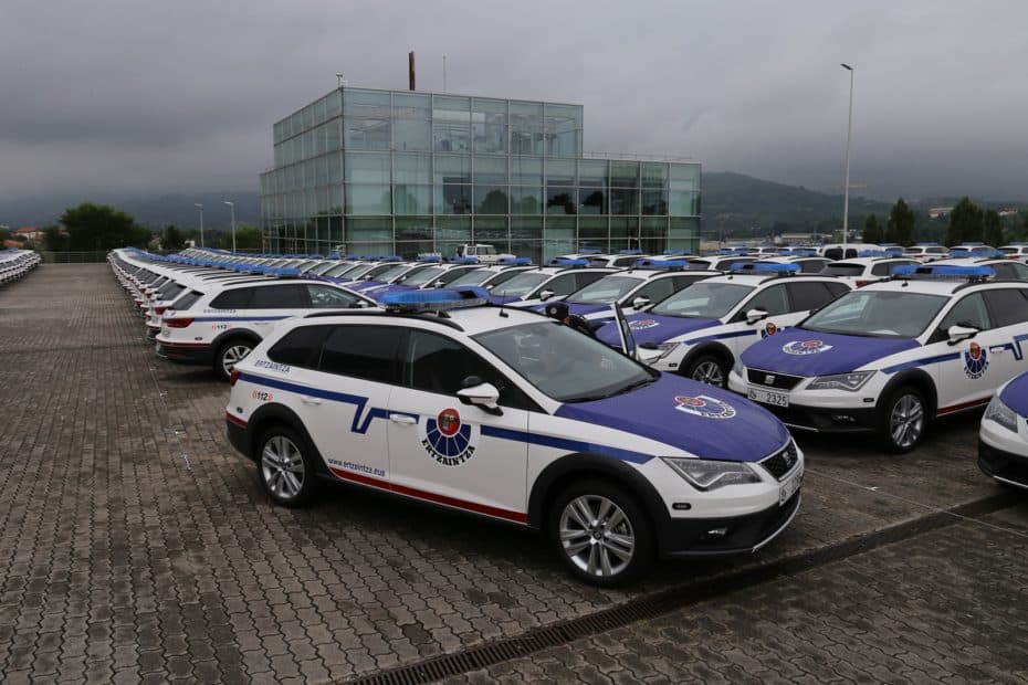 300 unidades del SEAT León X-Perience patrullarán por tierras vascas