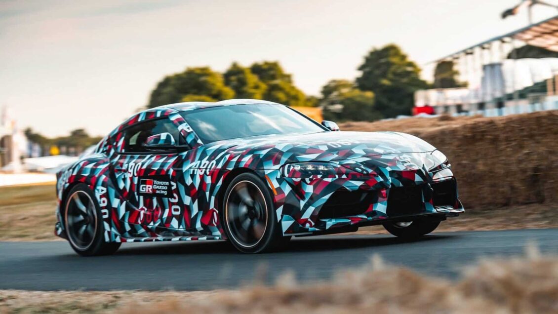 Así ruge el nuevo Toyota Supra en la colina de Goodwood: Su imagen sigue siendo una incógnita