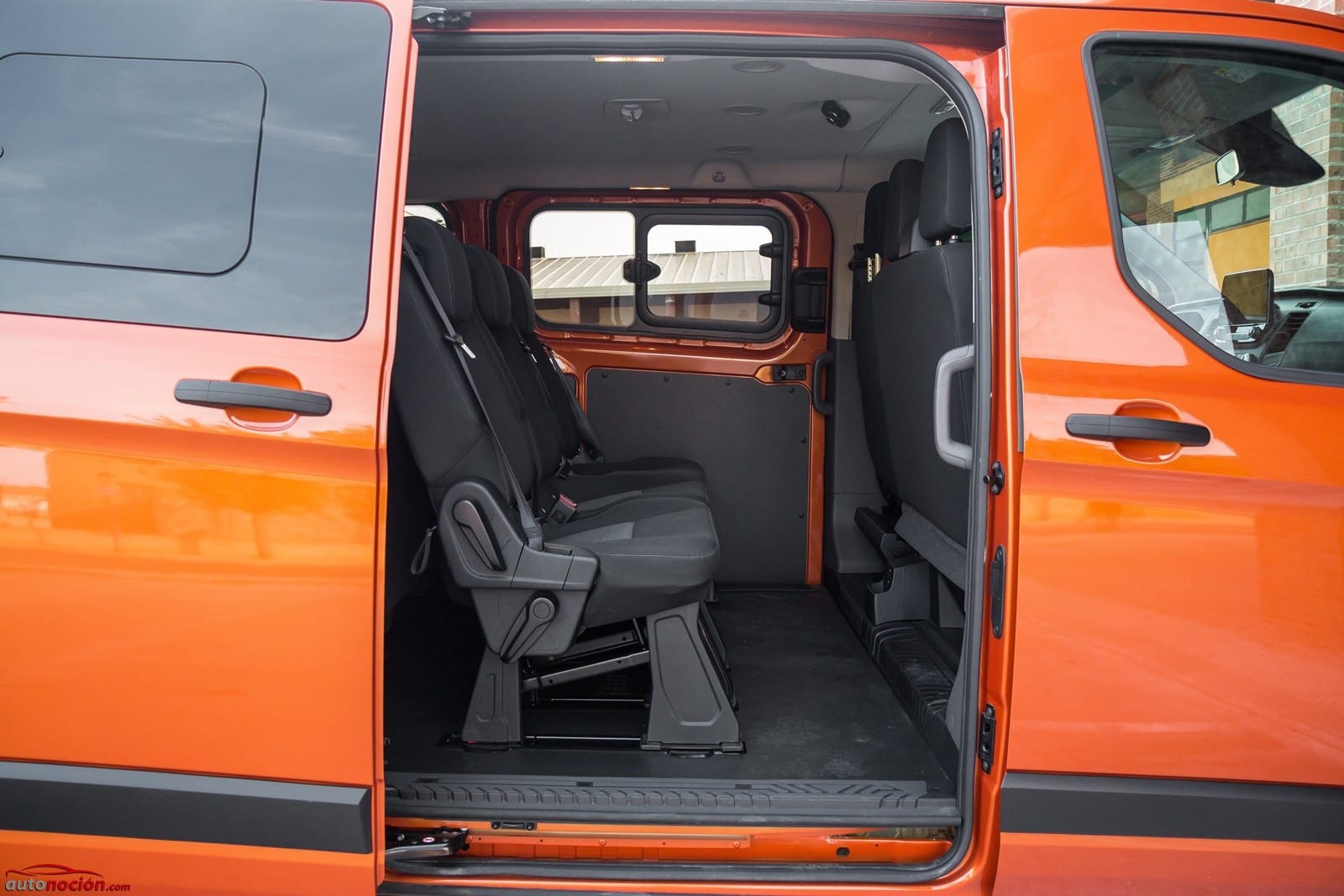 Opinión y prueba Ford Transit Custom Kombi 2.0 TDCi 170 CV 2018