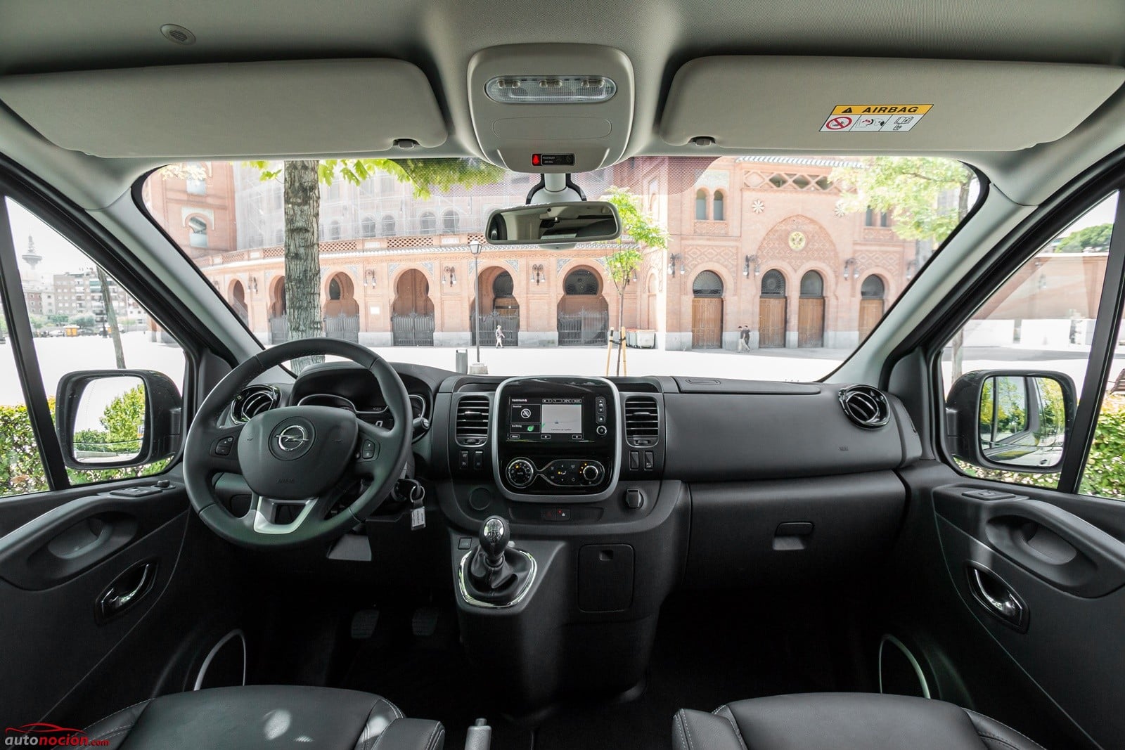 Opinión y prueba Opel Vivaro Tourer Corto 145 CV 2018