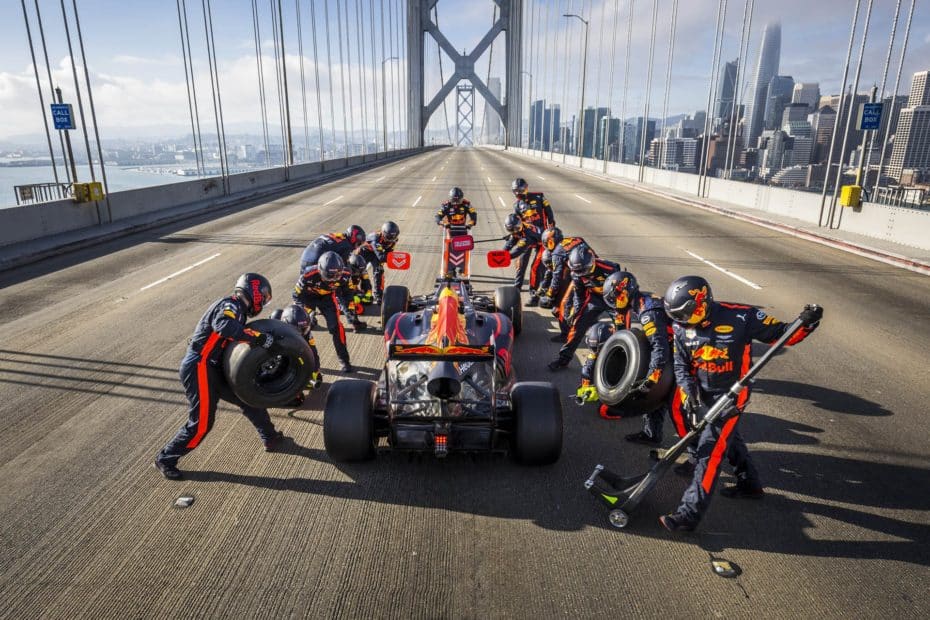 De San Francisco a Las Vegas en un Red Bull RB7 y con Daniel Ricciardo al volante