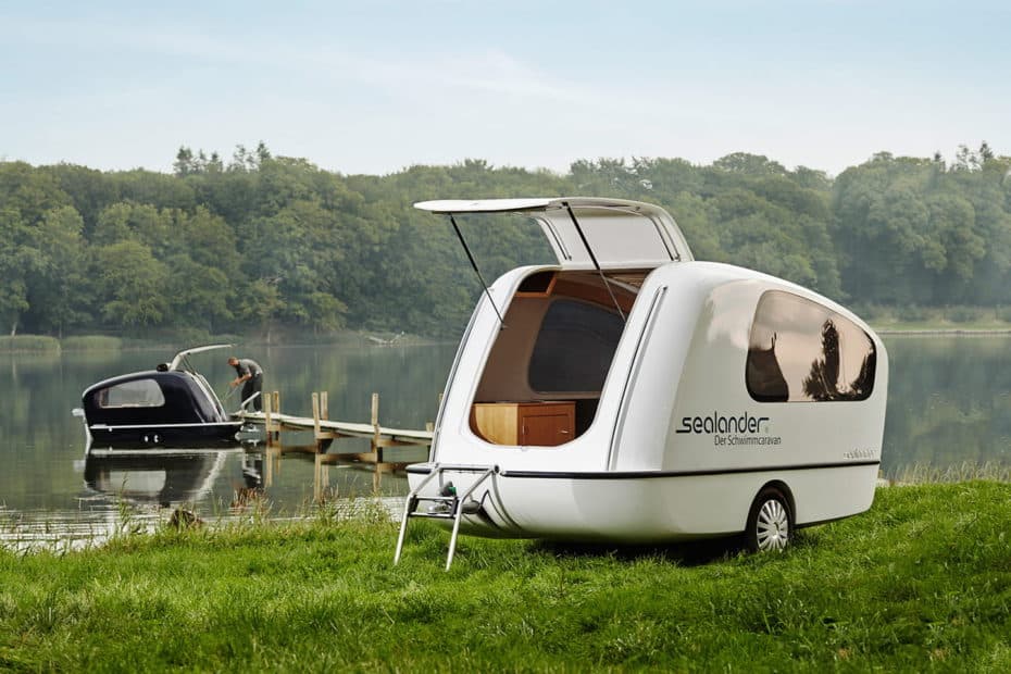 ¿Prefieres el mar o la montaña? Con esta caravana anfibia no tendrás que volver a elegir…