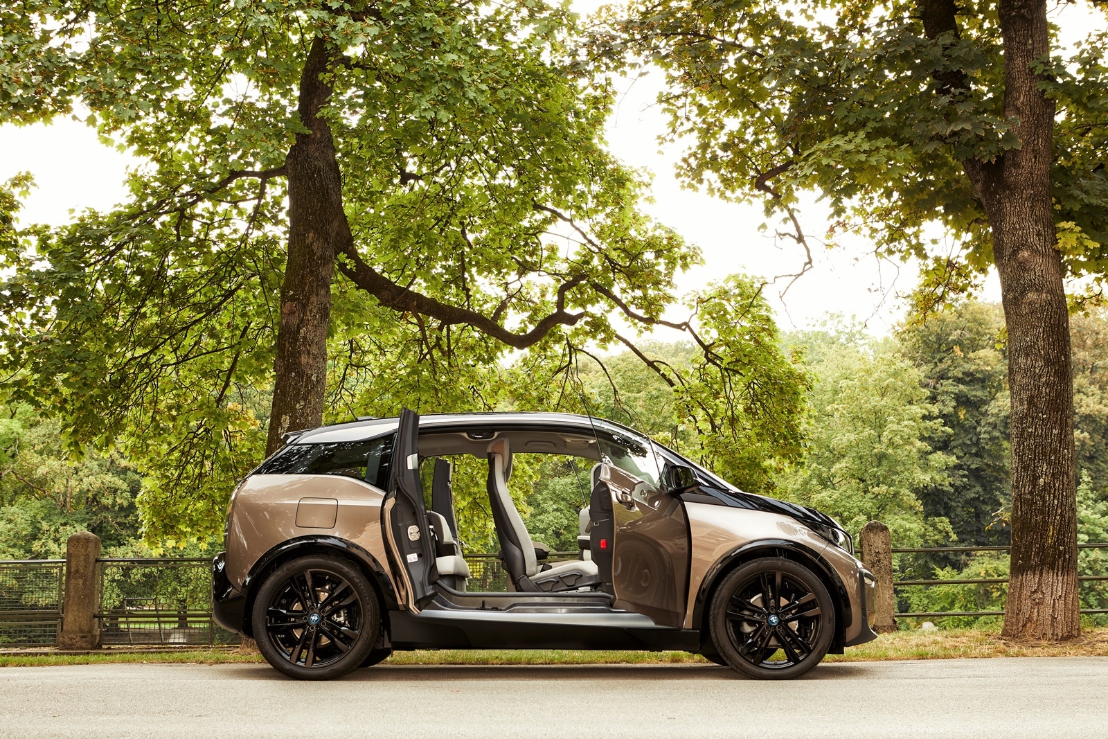 The electric BMW i3 will say goodbye this summer
