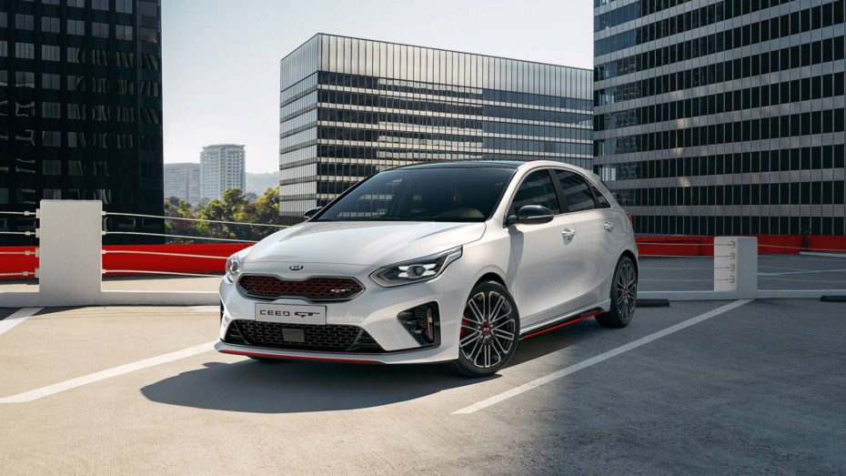 ¡Oficial! Así es el nuevo Kia Ceed GT: Un exterior más agresivo con 204 CV de potencia