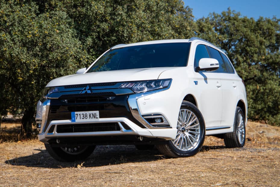 Prueba Mitsubishi Outlander PHEV 2019: El híbrido superventas se renueva para seguir siendo el rey